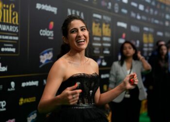 Abu Dhabi Hosts a Pandemic-Delayed Bollywood Awards Ceremony