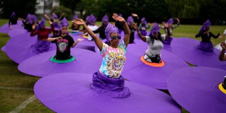 Pageant Participants in Queen’s Jubilee Celebrate Diverse UK