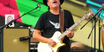 Carlos Santana ‘doing well’ after hospitalization for heat exhaustion, dehydration during show