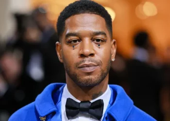 Rolling Loud fans throw water bottles at Kid Cudi during music festival performance