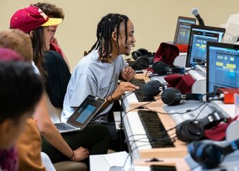 New minor in music technology hits all the right notes